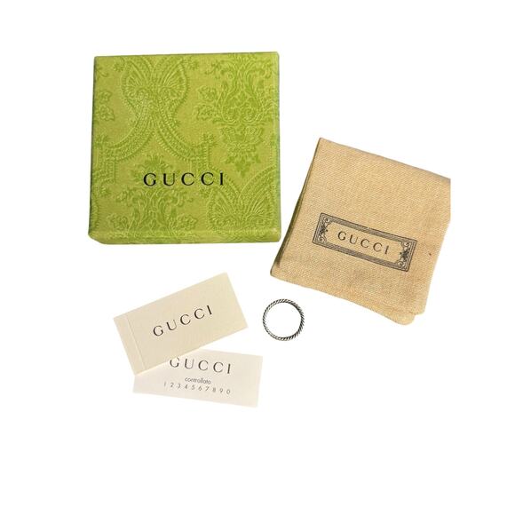 Gucci Sterling Silver GG Flower Ring w/Box & Dustbag Size 6.5 - Picture 2 of 11